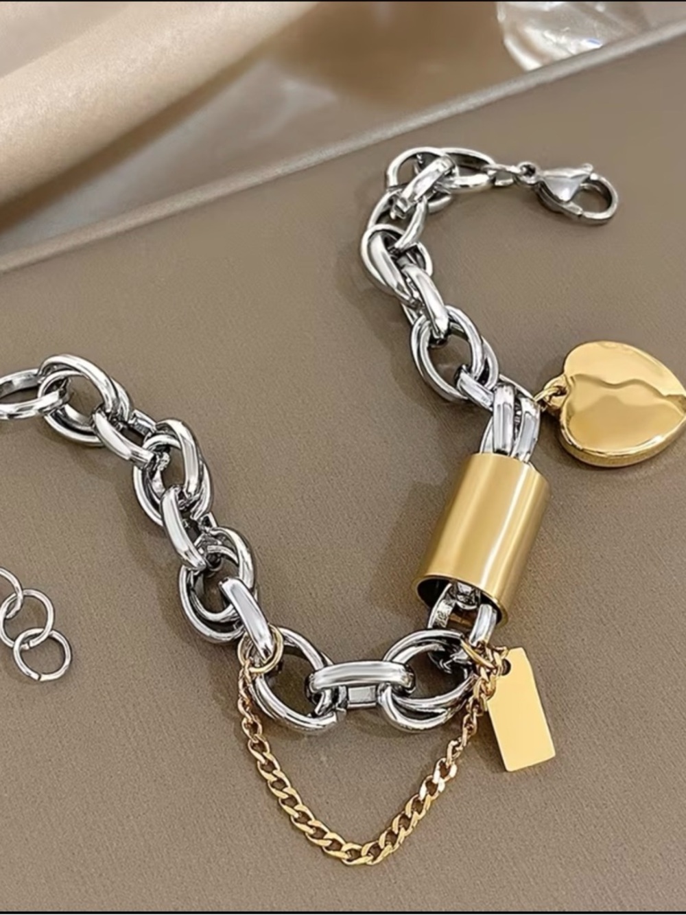 🤩LOOK🤩Two-Tone Gold and Silver Pop Chunky Padlock Charm Bracelet - Picture 3 of 5